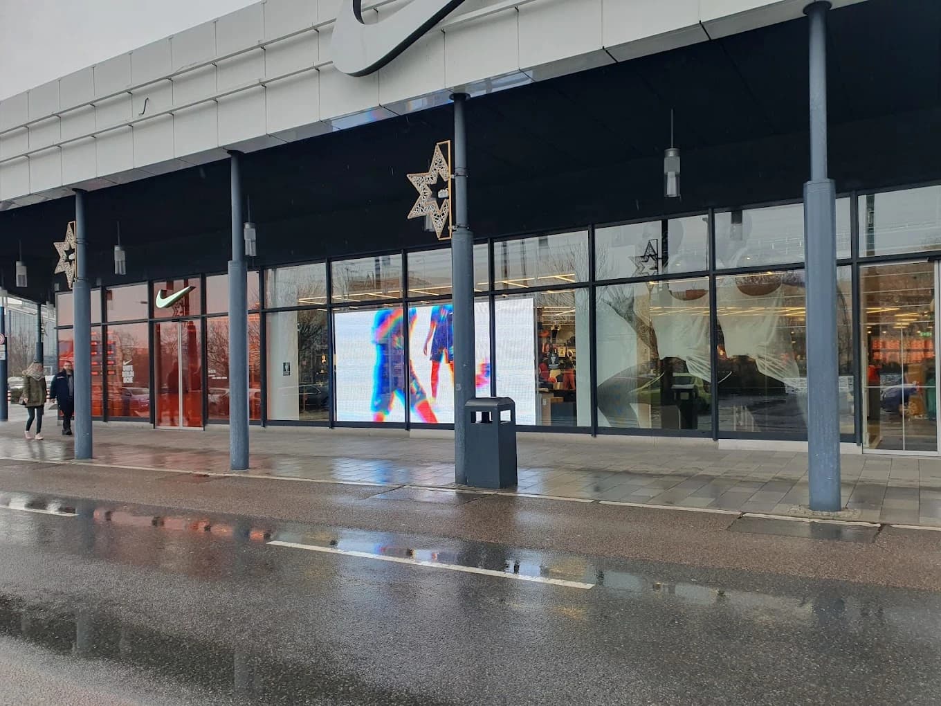 Nike Factory Store - Berlin Eiche