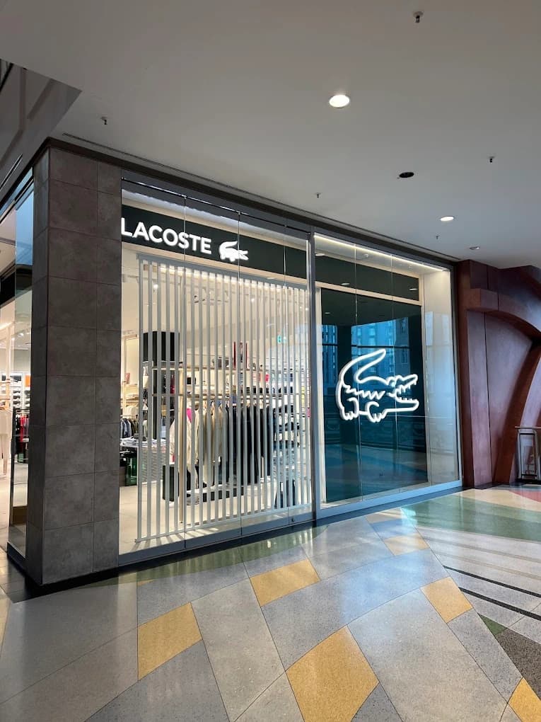 Lacoste Concept Store